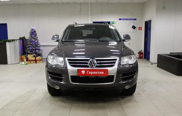 Volkswagen Touareg I Рестайлинг, фото №1