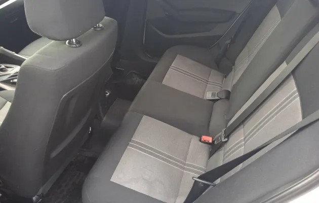 BMW X1 18i I (E84), фото №6