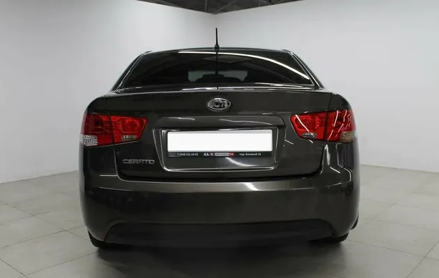 Kia Cerato 5-speed II, фото №3