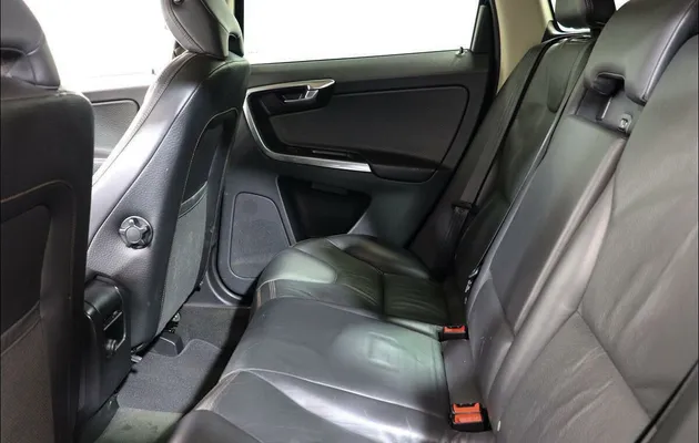 Volvo XC60, фото №11