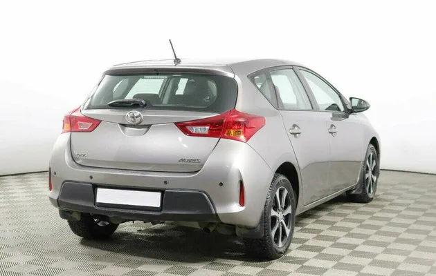 Toyota Auris 1.6 Вариатор, фото №2