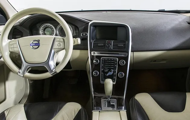 Volvo XC60, фото №10