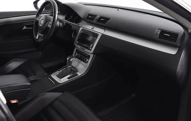 Volkswagen Passat CC, фото №10