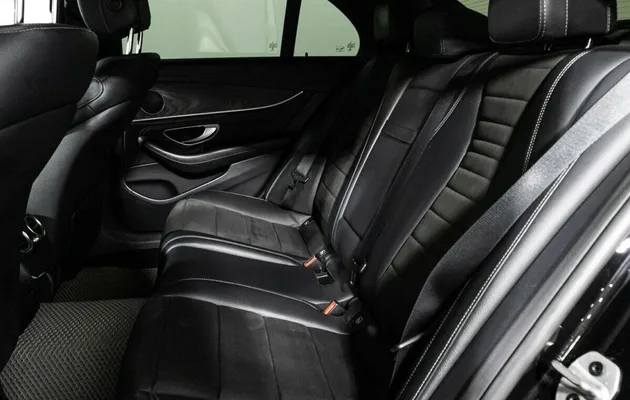 Mercedes-Benz E, фото №7