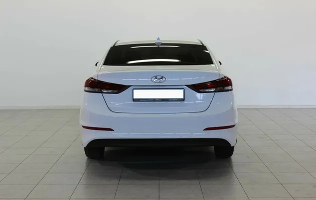 Hyundai Elantra VI (AD), фото №3