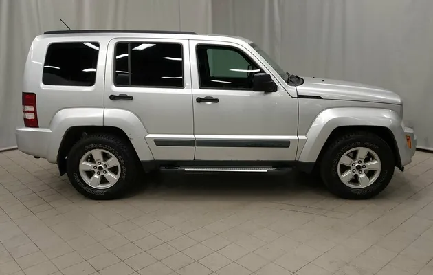 Jeep Liberty (North America) II, фото №2