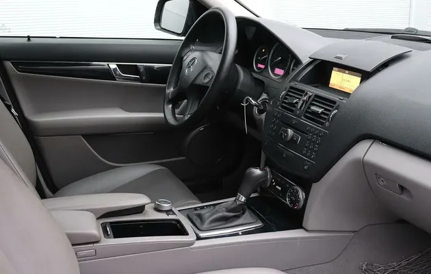 Mercedes-Benz C-klasse, фото №17